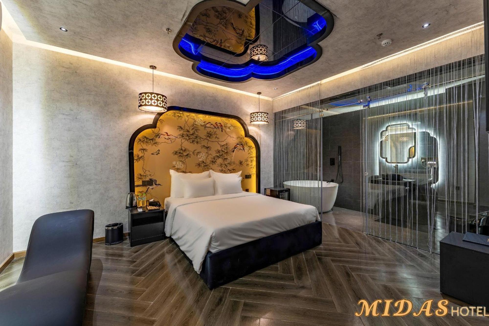 Midas 3 Hotel